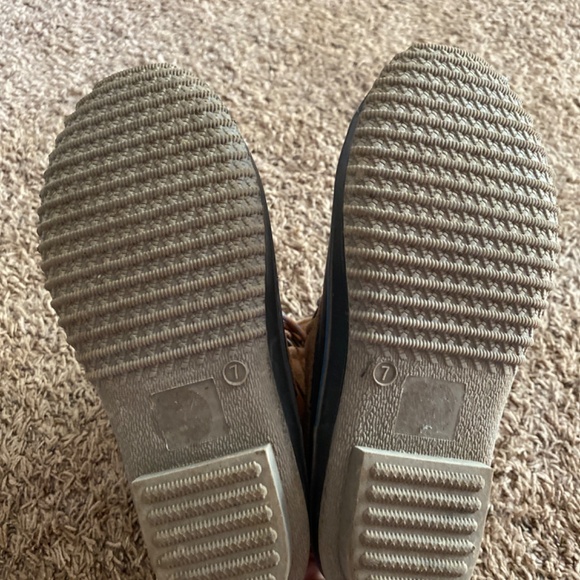 Girls Khombu boots - Picture 5 of 7